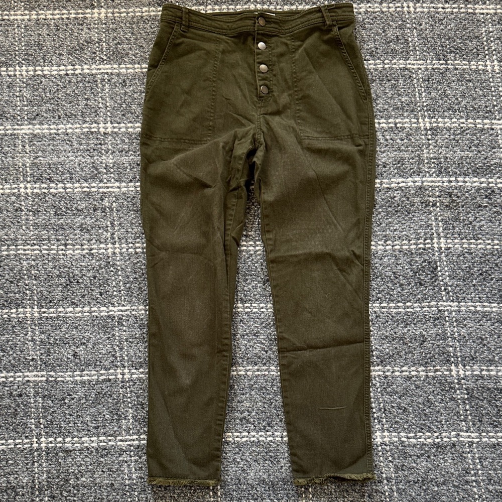 LOFT Olive Green High-Waisted Pants size 8 curvy